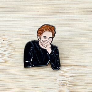 Stinky Edward Soft Enamel Pin, TWILIGHT PINS 2000s Y2K Bella Edward Vampire